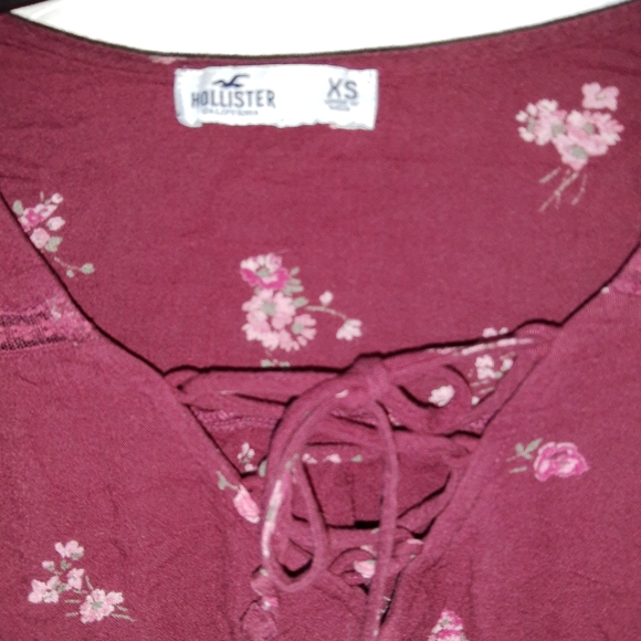 Hollister floral top - Picture 2 of 2
